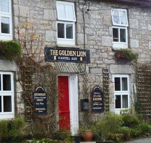 A walk round Stithians Lake DSCF0558_edited-1