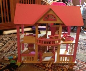 Finished Dolls House - Now the twins can play!