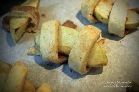 Apple Pie Bites Recipe or Handheld Apple Pie Recipe