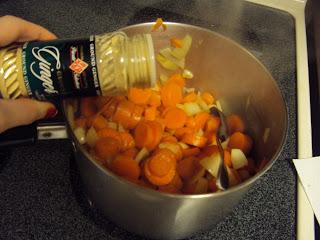 Vegan Carrot & Ginger Soup