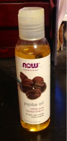 Beauty uses for Jojoba Oil