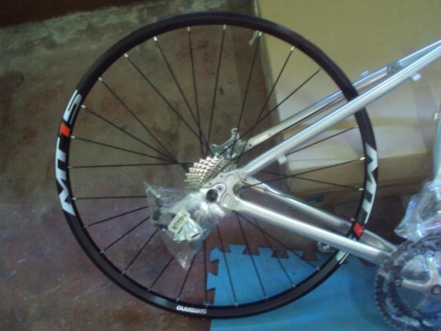 Shimano MT15 - Rear Wheel set