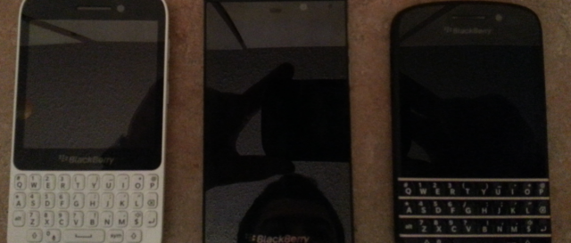 Image: “BlackBerry X10″ and “BlackBerry Z10″ sitting together, dressed up in black and white
