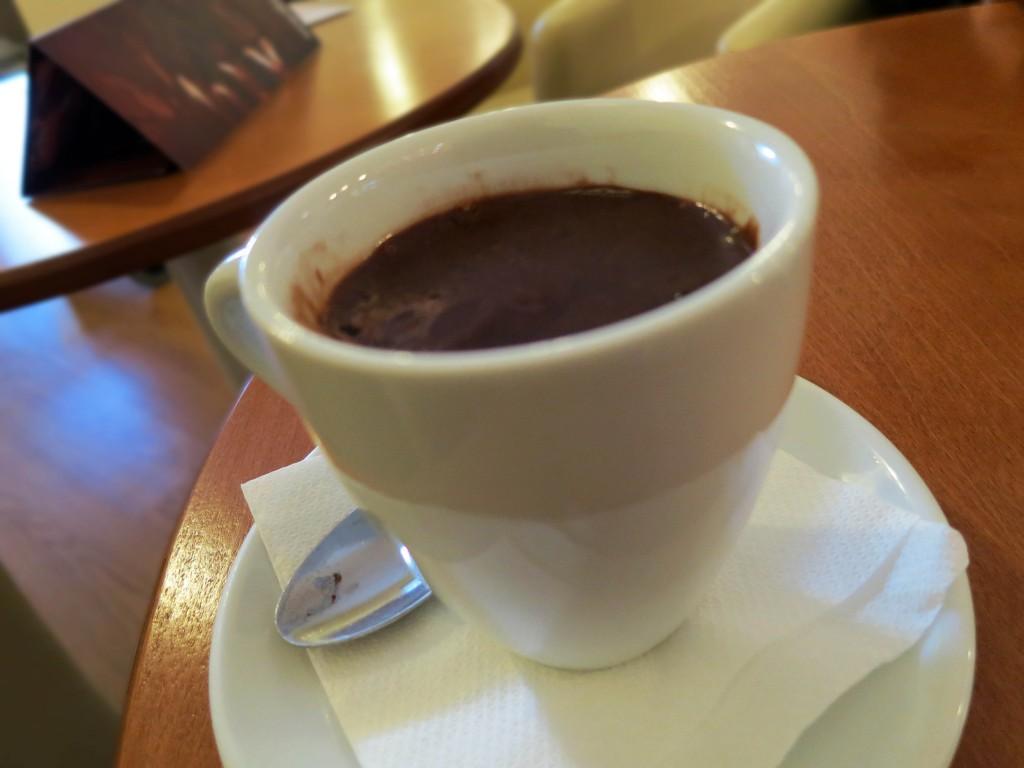TRAVEL/EAT – Traditional Hot Chocolate in Portugal