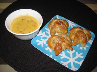 Happy New Year’s Eve! Queso and Soft Mini Pretzels!