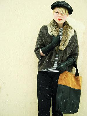 snow, winter, fashion, beret, blonde, short hair, fur, vintage