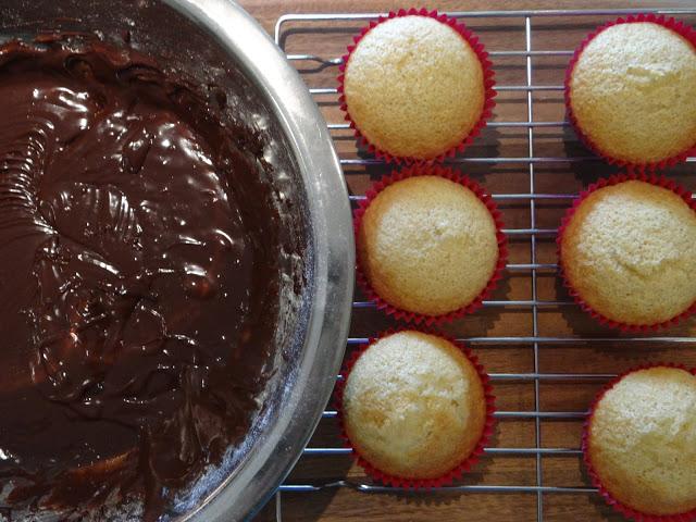 Vanilla Cupcakes with Nutella Chocolate Ganache + 1 month!