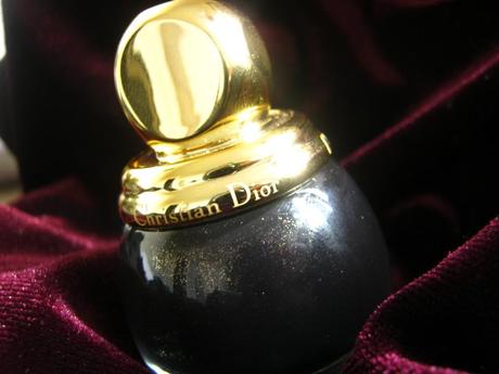 Dior Christmas collection nail polish-Diva