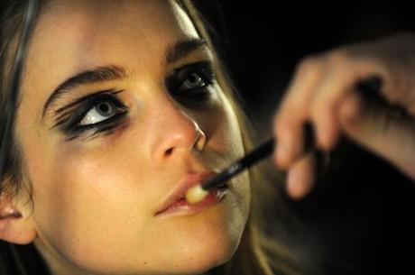 My Lil’ Black Book of Beauty Online | Fave MUAs & Bloggers, Abroad Edition Zac+Posen-Makeup