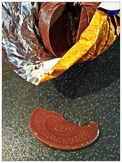 REVIEW! Terry's Exploding Candy Chocolate Orange