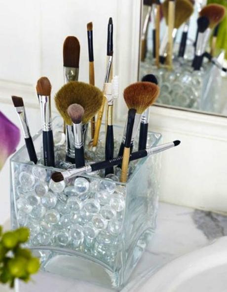 NookAndSea-Camille-Styles-Neat-&-Tidy-Organizational-Tips-Makeup-Brushes