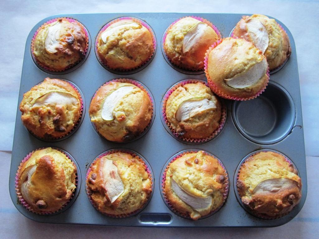 Apple, custard and white choc muffins