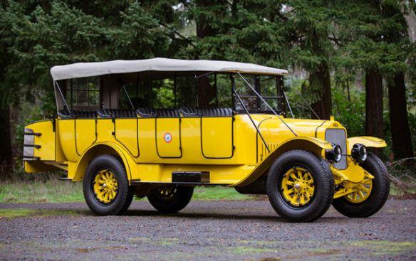 1925 White Model 15-45 Yellowstone Park Touring Bus