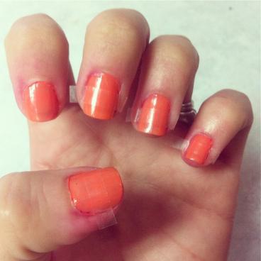 Tutorial: Candy Corn Nails