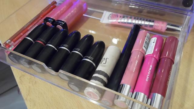 MUJI & Make-Up Collection.