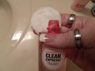 Maybelline clean express