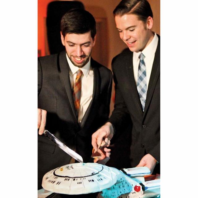 grooms cut star trek cake