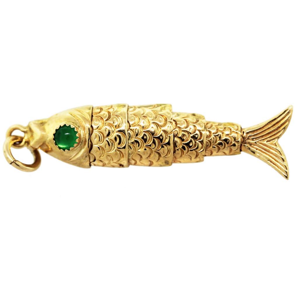 gold tsavorite pendant fish, fish pendant, fish jewelry, tsavorite jewelry, january birthstone