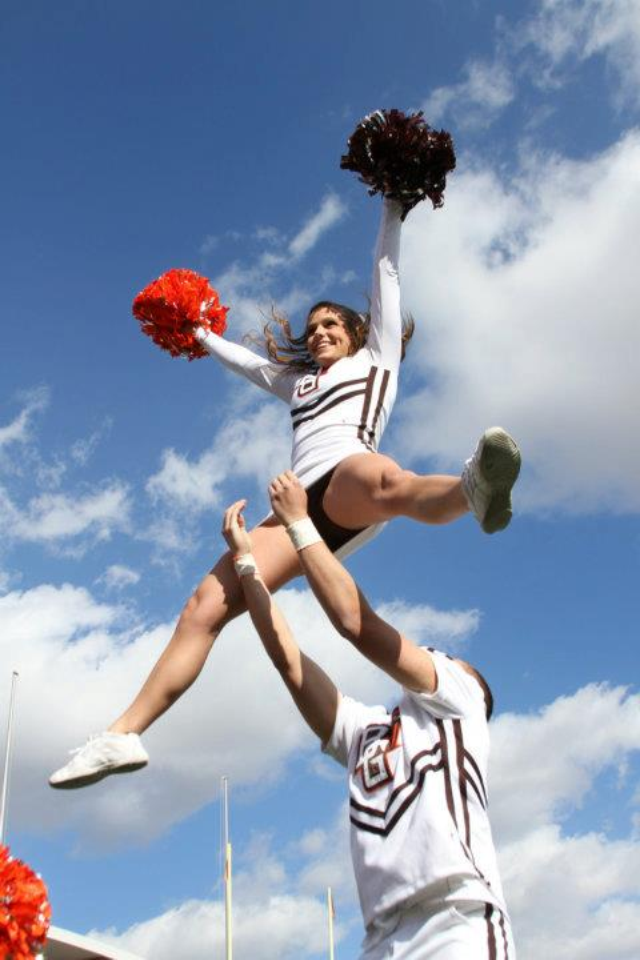 High Flying Bowling Green Cheerleaders