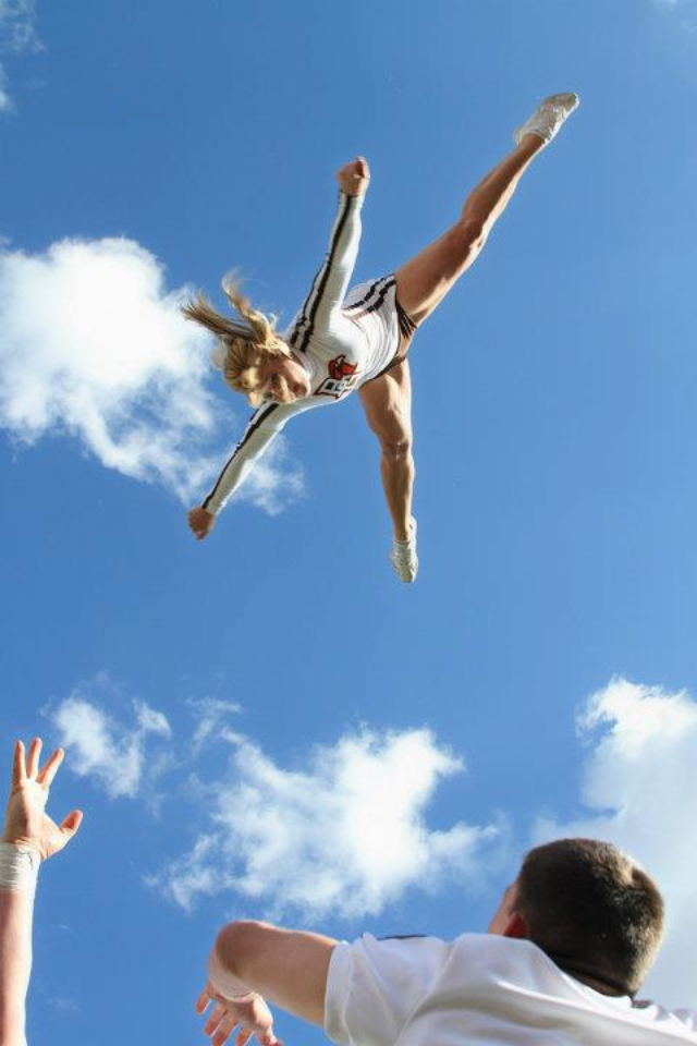 High Flying Bowling Green Cheerleaders