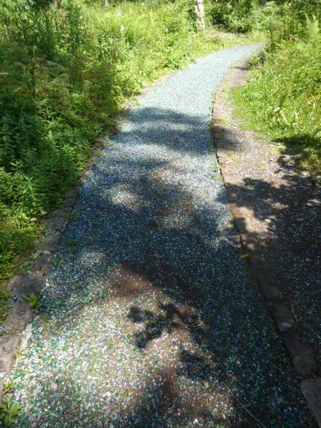 barefoot park_glass path