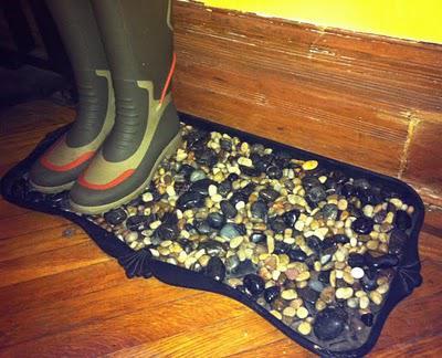 DIY Pebble Boot Tray