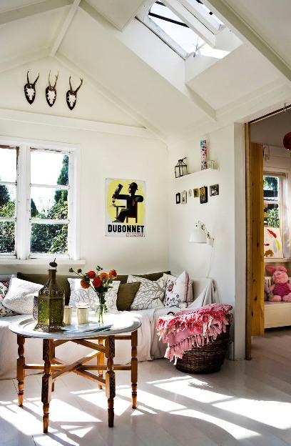 A sunny day in Denmark, pretty and bright interiors A sunny day in Denmark, pretty and bright interiors