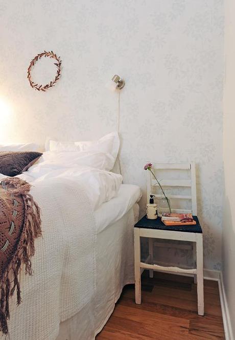 Bedrooms: crisp, simple, and beautiful