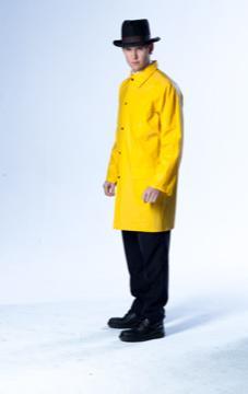 Kwanten as Griff in yellow raincoat (Indomina Releasing)