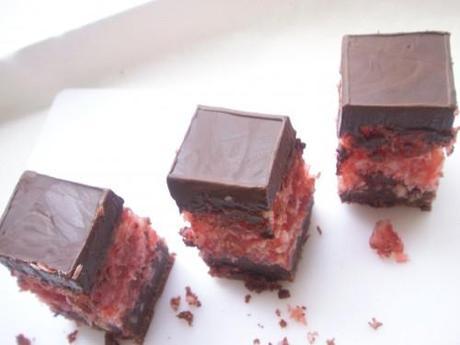 Cherry ripe slice