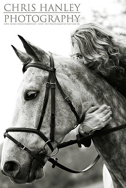 bride on horseback photoshoot (18)