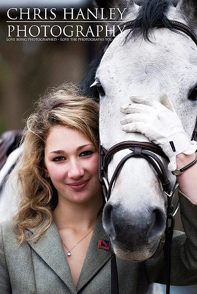 bride on horseback photoshoot (9)