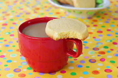 Egg-yolk butter cookies