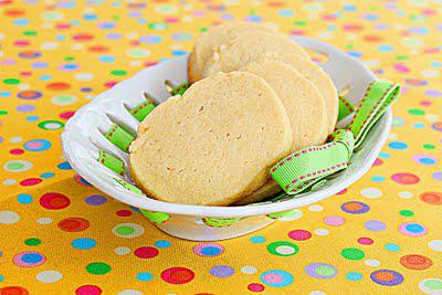 Egg-yolk butter cookies