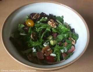 Bacon, Avocado, Roquefort and Walnut Salad