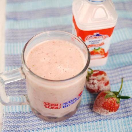 Strawberry Banana Smoothie