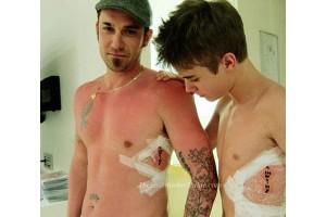 Justin Bieber and his Dad has Matching Tattoos