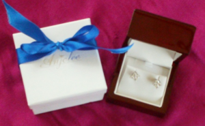 Review: Anjolee Diamond Stud Earrings