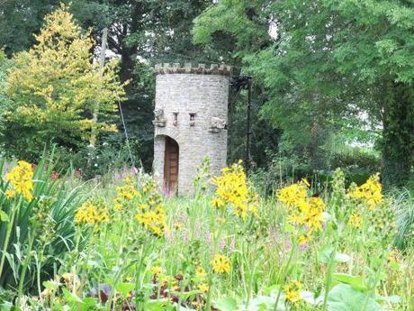 A Watery Gem of a Garden