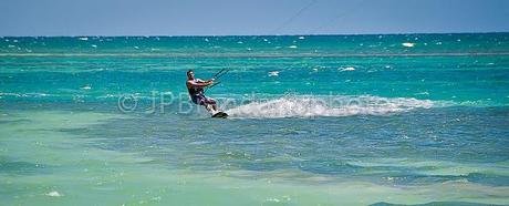 KITESURFING/KITEBOARDING - WHAT A RUSH!!!