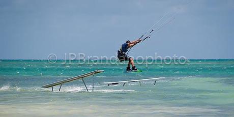 KITESURFING/KITEBOARDING - WHAT A RUSH!!!