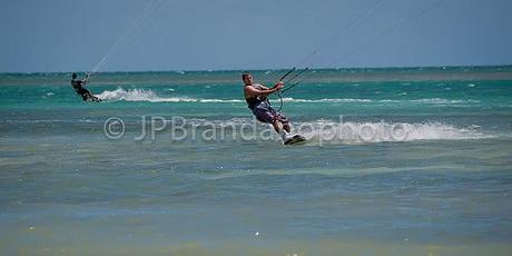 KITESURFING/KITEBOARDING - WHAT A RUSH!!!