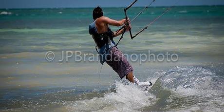 KITESURFING/KITEBOARDING - WHAT A RUSH!!!