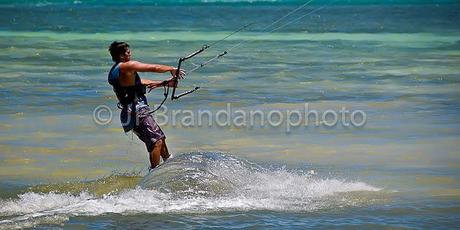 KITESURFING/KITEBOARDING - WHAT A RUSH!!!