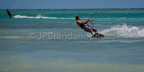 KITESURFING/KITEBOARDING - WHAT A RUSH!!!