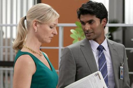 Review #2340: Covert Affairs 2.9: “Sad Professor”