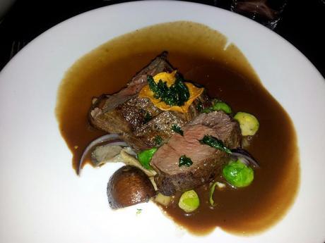 Latter, Oslo - Deer fillet with roasted mushrooms, sprouts and juniper cream sauce 