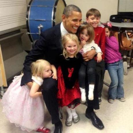 Obama with Sandy Hook kids