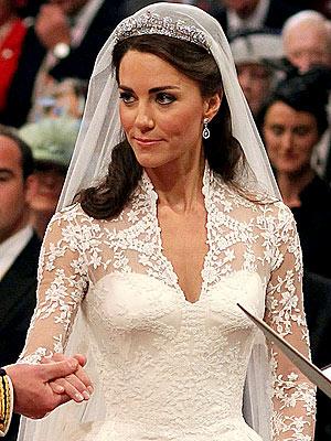 Veiled Wedding Dresses on Kate Middleton Wedding Dress By Sarah Burton Alexander Mcqueen