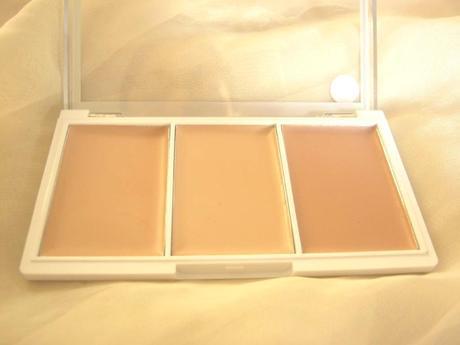 MUA Conceal and Brighten Kit